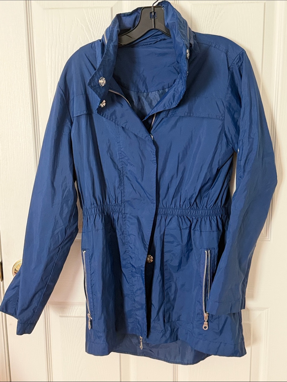 Ciao Milano Women's Navy Blue Lightweight Zip-Front Jacket with zip hood small
